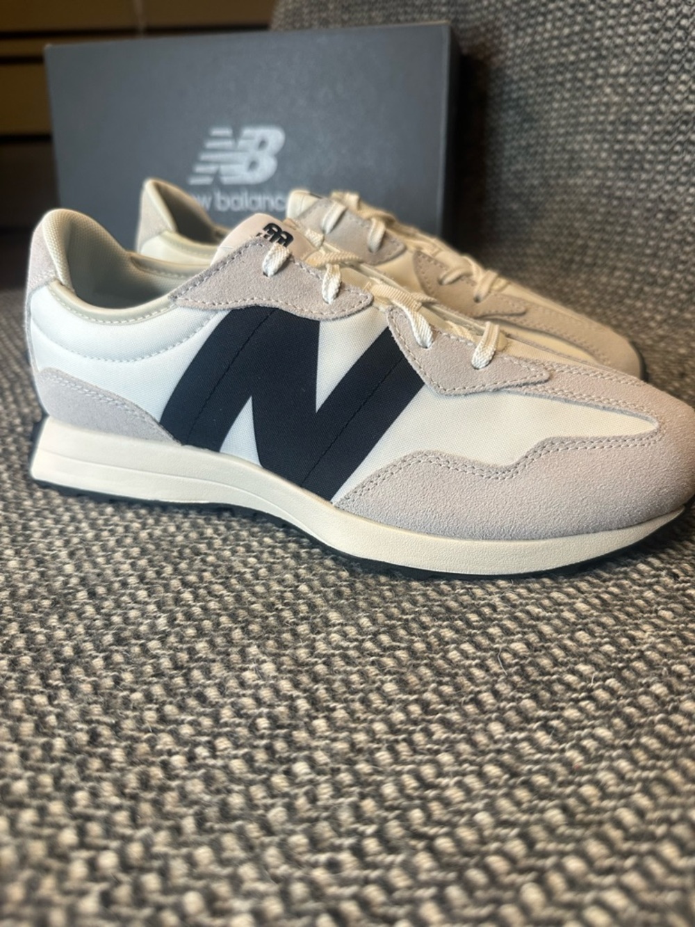🆕 New Balance 327 Shoes